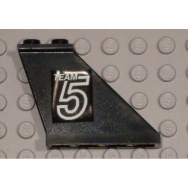 tail 4 x 1 x 3 with white team 5 pattern on right side sticker - set 5581