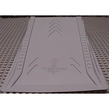 light gray baseplate raised ramp 17 x 28 x 4 1 2