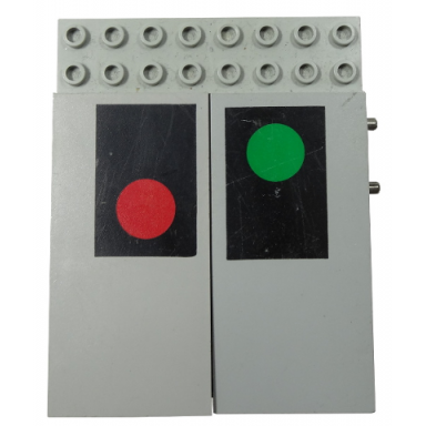 light gray electric train 12v remote control 8 x 10 with signal pattern